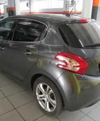 PEUGEOT 208 1.6 e-HDi 92 CV Stop&Start 5 porte Allure - 8