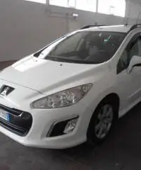 PEUGEOT 308 1.6 8V e-HDi 112CV Stop&Start SW Business