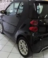 smart forTwo 1000 62 kW coupé passion - 8