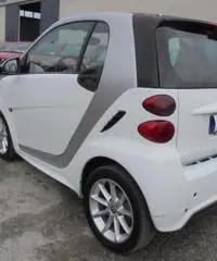 SMART ForTwo 1.0 MHD coupé passion 2012 - 4