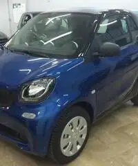 smart fortwo fortwo 70 1.0 Youngster