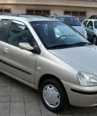 Tata Indigo SW 1.4 TDI 71CV LX - 4