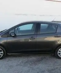 TOYOTA Yaris 1.0 5 porte Active - 7