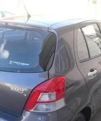 TOYOTA Yaris 1.4 D-4D DPF 5p. M-MT Sol - 3