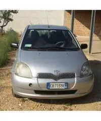 Vendo YARIS 2002 unico proprietario - 2