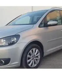 Volkswagen Touran Business 2.0 TDI 140 CV Highline - 3