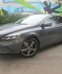 Volvo V40 D2 1.6 115 cv Powershift Momentum - 2