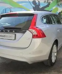 Volvo V60 D2 2.0 120 cv Momentum - 3