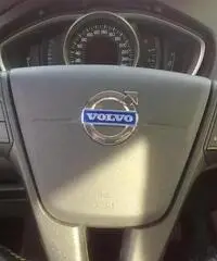 Volvo V40 D2 Kinetic - 9