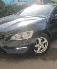 Volvo V60 D3 2.0 150 cv Business