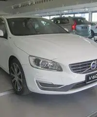 Volvo V60 D6 Twin Engine Geartronic Summum