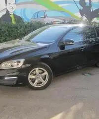 Volvo V60 D3 2.0 150 cv Geartronic Business - 2