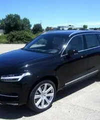 Volvo XC90 D5 AWD Geartronic 7 posti First Edition - 3