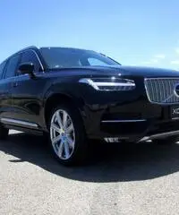 Volvo XC90 D5 AWD Geartronic 7 posti First Edition - 4