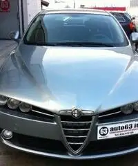 ALFA ROMEO 159 1.9 JTDm 16V Sportwagon Distinctive - 3