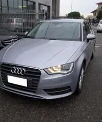 AUDI A3 SPB 1.6 TDI clean diesel S tronic Business