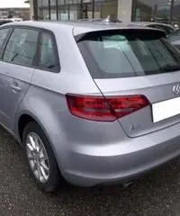 AUDI A3 SPB 1.6 TDI clean diesel S tronic Business - 5