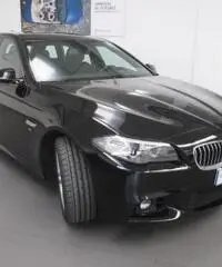 BMW 535 d xDrive Touring Msport - 3