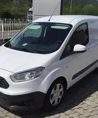 FORD Tourneo Courier 1.5 TDCI 75 CV Plus **KM 0** - 3