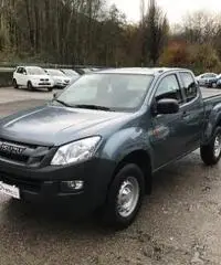 ISUZU D-Max 2.5 Single Cab Satellite 4WD - 3