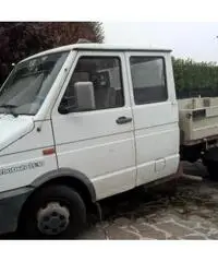 IVECO Daily CASSONE 7 POSTI