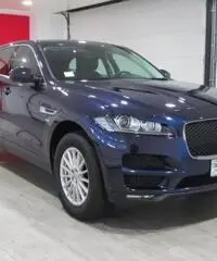 JAGUAR F-Pace 2.0d AWD PURE 180 CV AUTOMATICO MODEL YEARS 2016 - 4