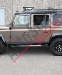 LAND ROVER Defender 110 2.4 TD4 SW SE LIM. EDIT. 7 P. "AUTOVETTURA" - 3