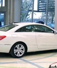 MERCEDES E220 CDI COUPE ' AVANTGARDE - 4