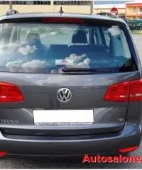 VOLKSWAGEN Touran 1.6 TDI Trendline EURO 5 DPF - 9