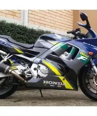 Honda CBR 600 f - 4