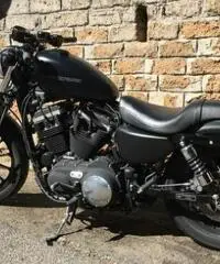 Harley-Davidson Sportster 883 IRON - 3