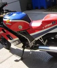 HONDA VF 1000 R - 5