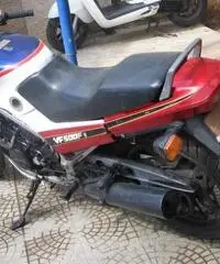 HONDA VF 500F