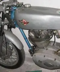 MOTO DUCATI DA GARA - 2