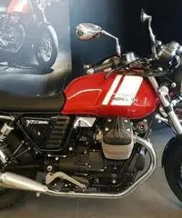 MOTO GUZZI V7 II SPECIAL - 2