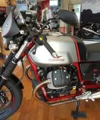 MOTO GUZZI V7 RACER 20160