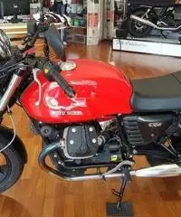 MOTO GUZZI V7 STONE - 6