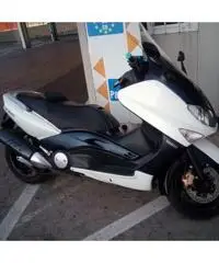 Yamaha t max 500