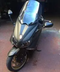 YAMAHA T-MAX - 3