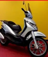 PIAGGIO Beverly 250 con antifurto elettronico - 2