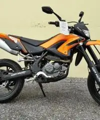 TW 125 cc Super Motard - NUOVO marca KSR moto Austria