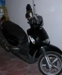 APRILIA Scarabeo tipo veicolo Scooter cc 250 - 4