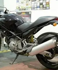 DUCATI Monster 1000 DS -(992 cc.-solo 11.000 km.) - 3