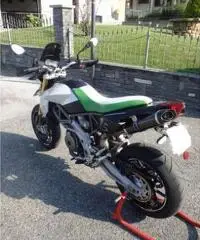 aprilia dorsoduro 750 - 2