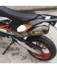 moto KTM 690 SMCR supermotard 2012 - 2