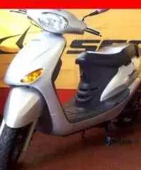 SYM Megalo 125 grigio - 4770 - 2