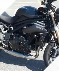 Triumph Speed triple 1050 del 2011 - 2