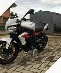 Triumph street triple 675