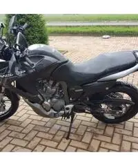 Vendo HONDA TRANSALP XL 700V del 2012 - 2