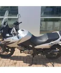 Vendo SUZUKI V STROM 650 del 2004 - 2